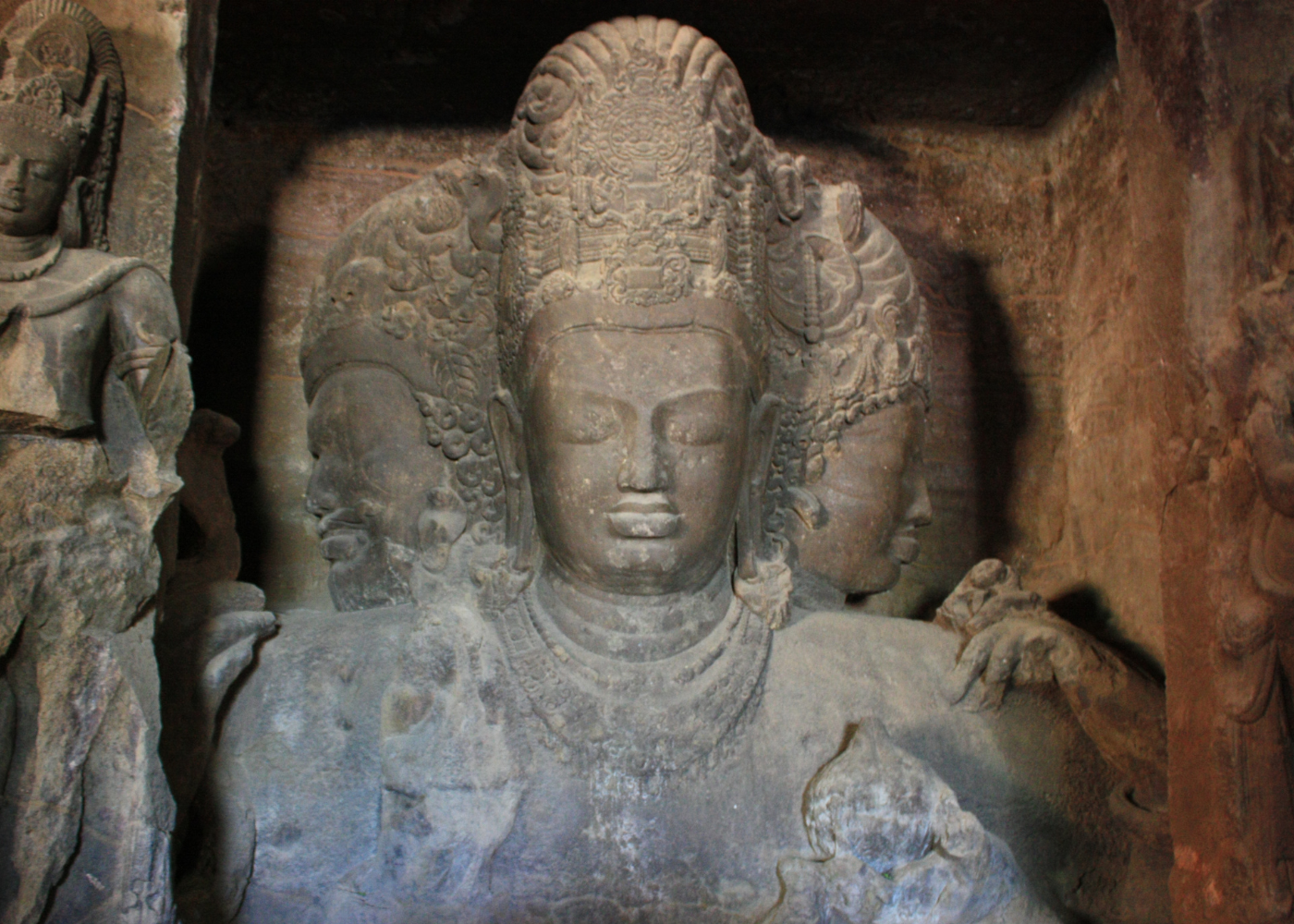 Elephanta Caves (1)